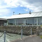 بيت للعطل Wood Quay - A Truly Unique, Seafront Experience! *