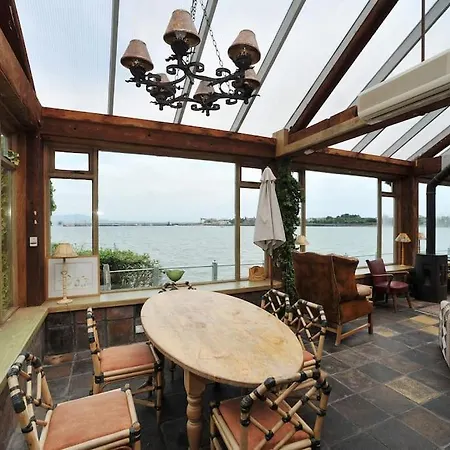 Wood Quay - A Truly Unique, Seafront Experience! Casa de Férias Carlingford