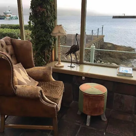 Dom wakacyjny Wood Quay - A Truly Unique, Seafront Experience! Carlingford