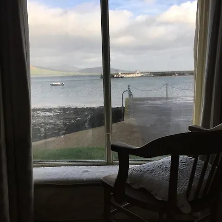 Wood Quay - A Truly Unique, Seafront Experience! كارلينغفورد