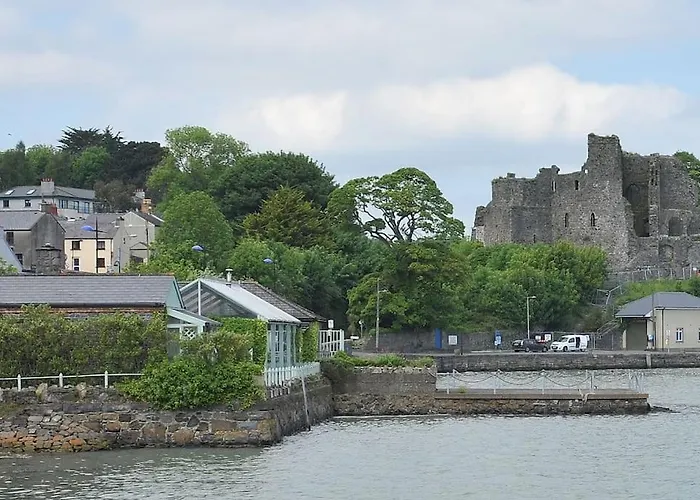 Wood Quay - A Truly Unique, Seafront Experience! Carlingford