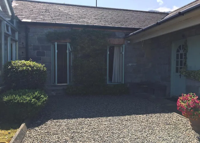 Wood Quay - A Truly Unique, Seafront Experience! * Carlingford